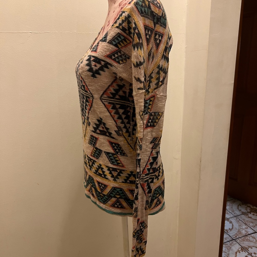 Top Blouse - Picture 2 of 5